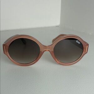 Quay Australia pink chill pill Round Sunglasses with Gradient Lenses